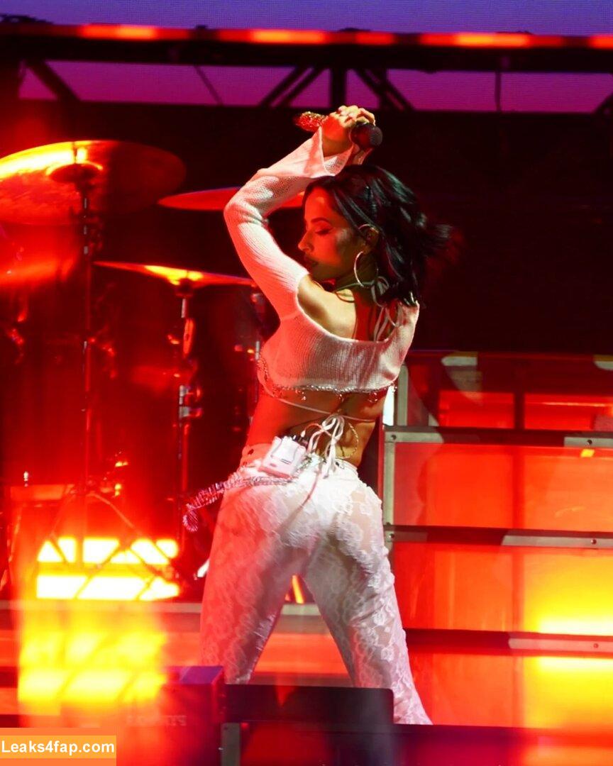 Becky G / Reggaeton singer / iambeckyg / missbeckyfeet leaked photo photo #1326