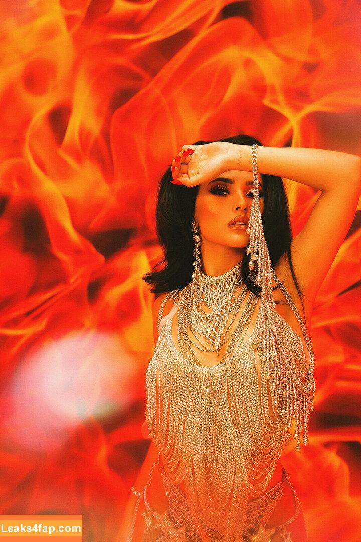 Becky G / Reggaeton singer / iambeckyg / missbeckyfeet leaked photo photo #1377
