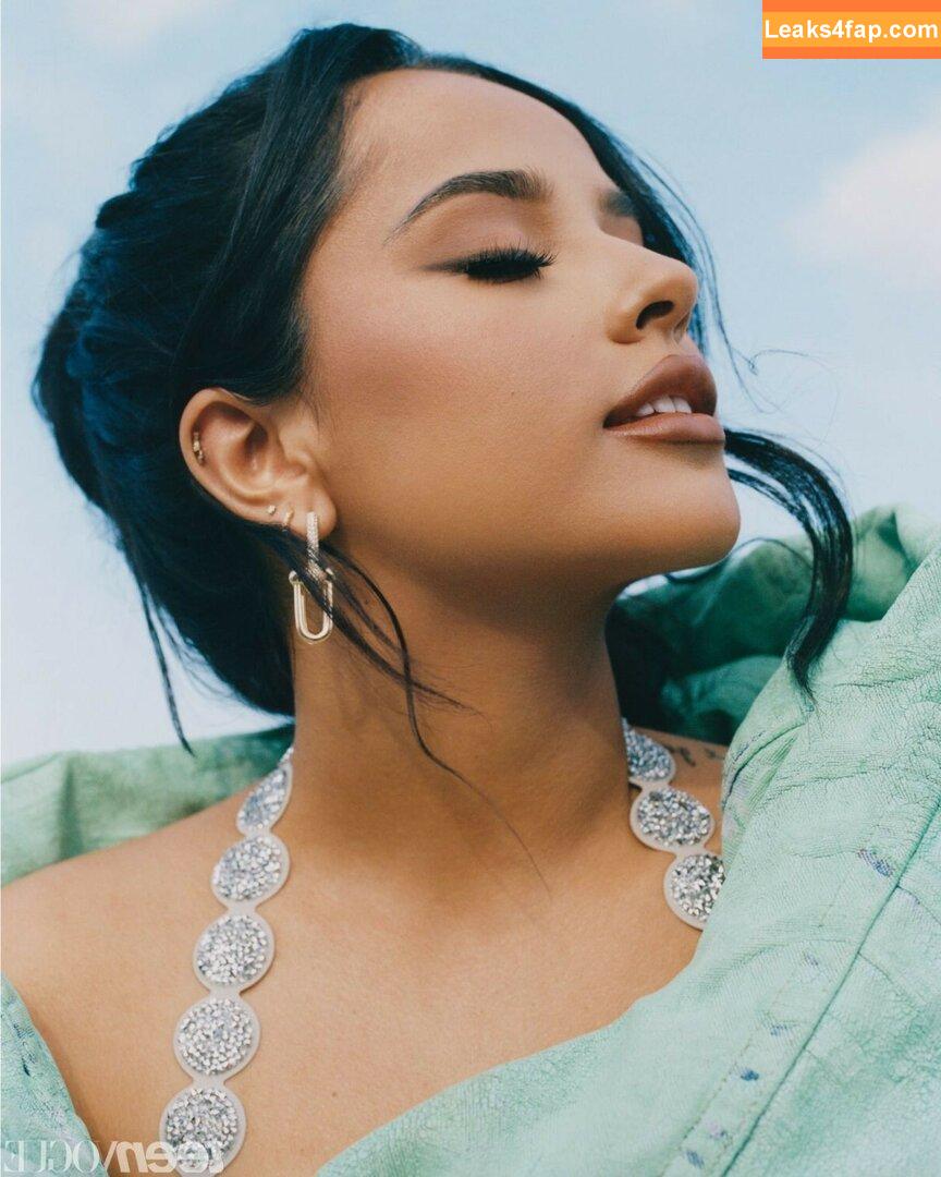 Becky G / Reggaeton singer / iambeckyg / missbeckyfeet leaked photo photo #1378