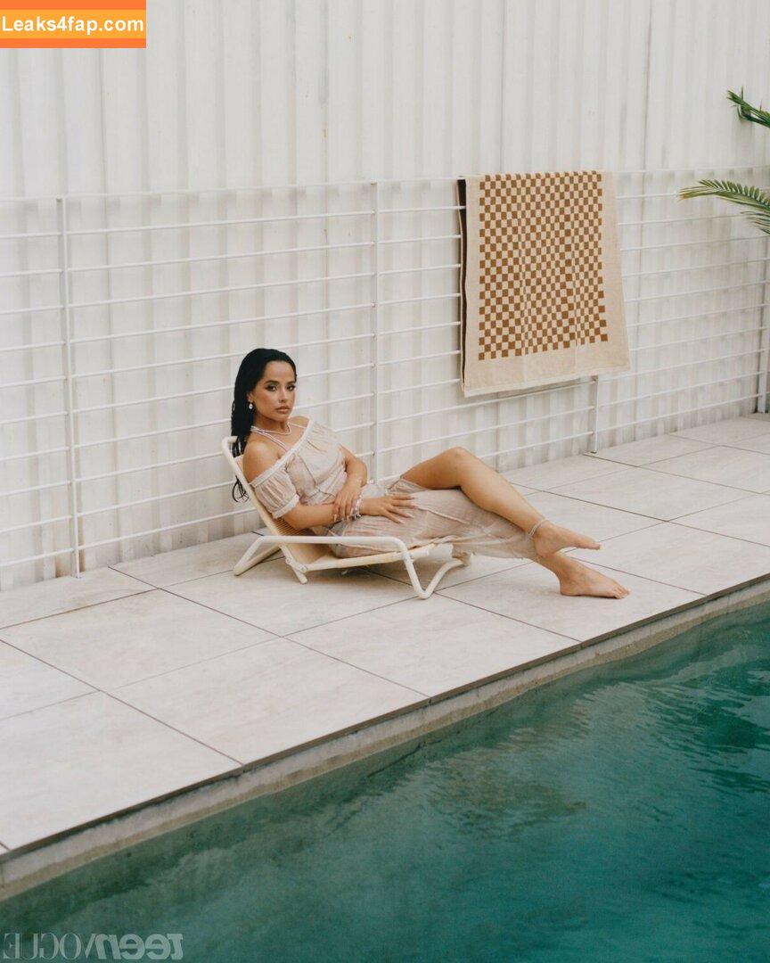 Becky G / Reggaeton singer / iambeckyg / missbeckyfeet leaked photo photo #1383