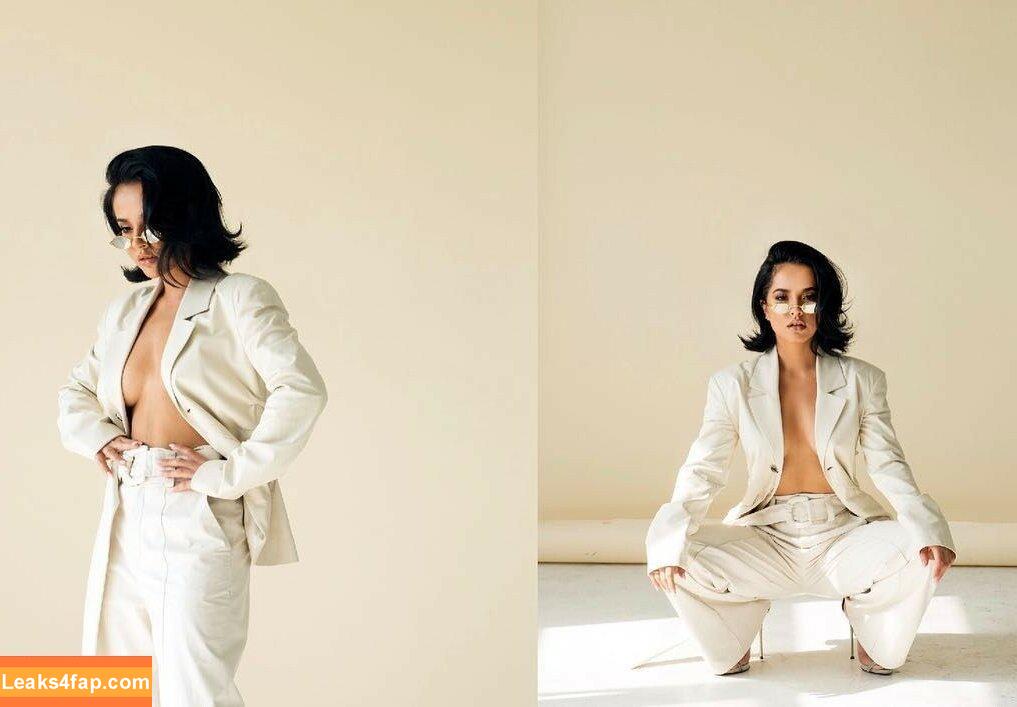 Becky G / Reggaeton singer / iambeckyg / missbeckyfeet leaked photo photo #1385