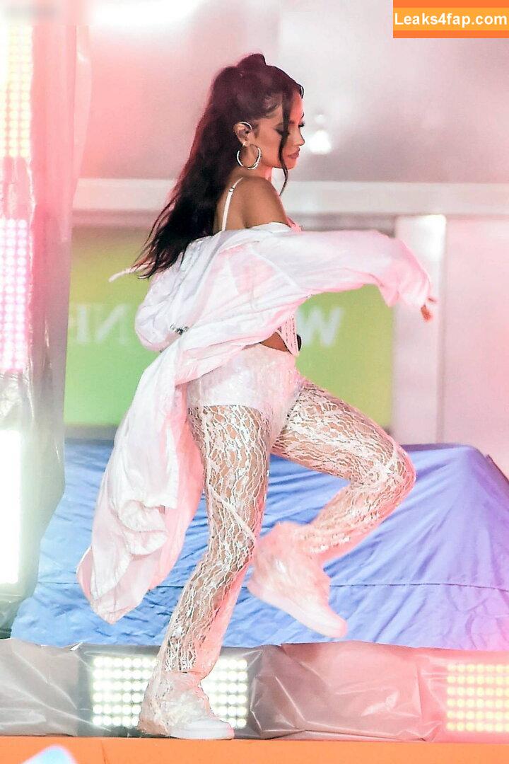 Becky G / Reggaeton singer / iambeckyg / missbeckyfeet leaked photo photo #1574