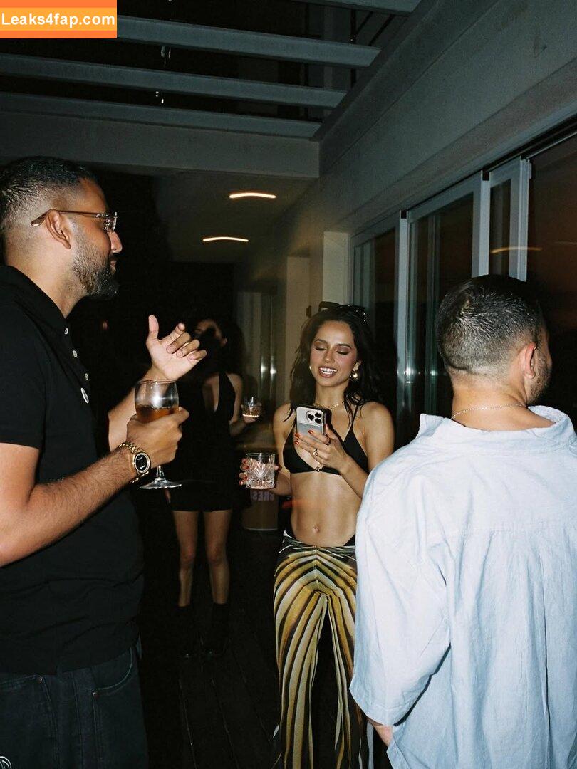 Becky G / Reggaeton singer / iambeckyg / missbeckyfeet leaked photo photo #1602