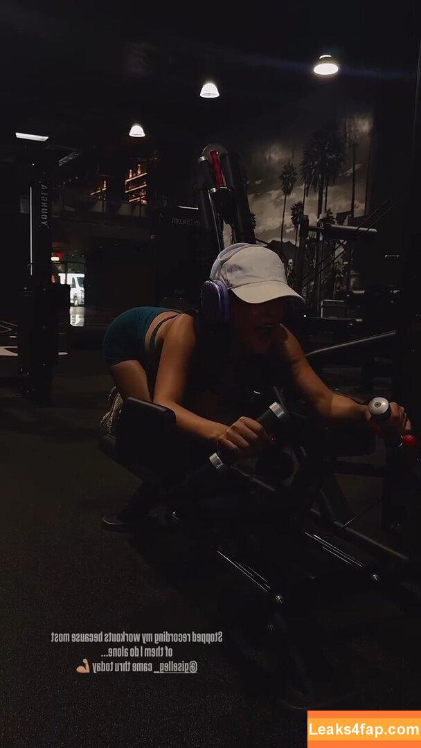 Becky G / Reggaeton singer / iambeckyg / missbeckyfeet leaked photo photo #1607