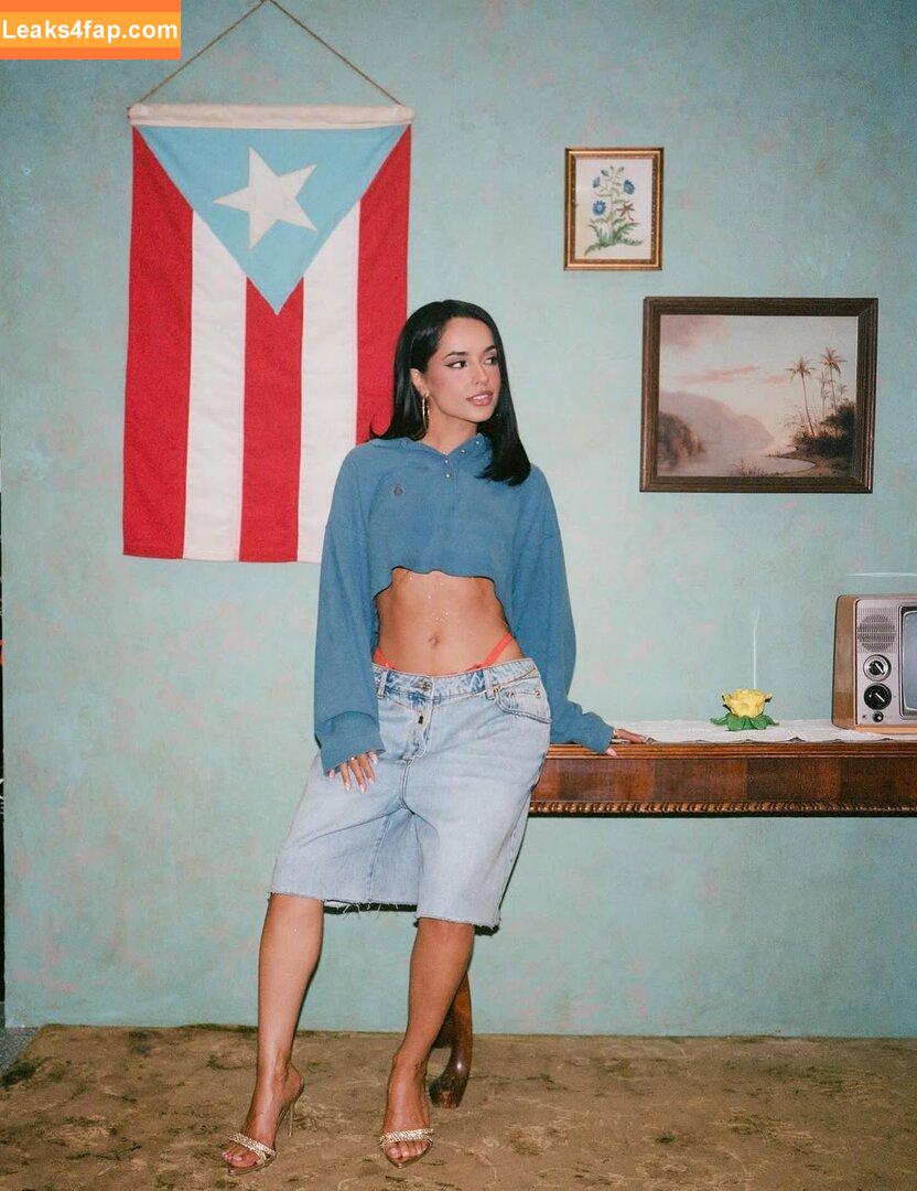 Becky G / Reggaeton singer / iambeckyg / missbeckyfeet leaked photo photo #1612