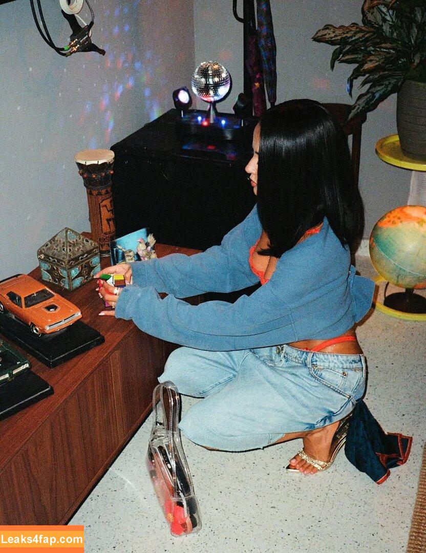 Becky G / Reggaeton singer / iambeckyg / missbeckyfeet leaked photo photo #1617