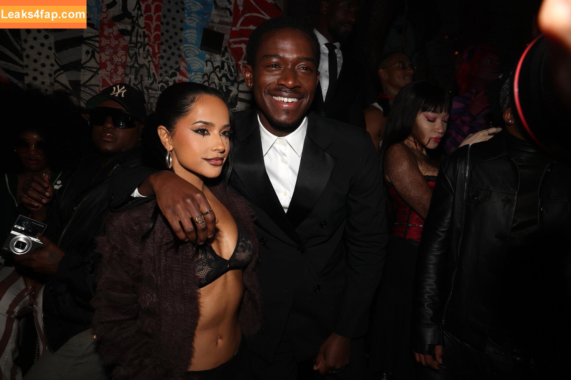 Becky G / Reggaeton singer / iambeckyg / missbeckyfeet leaked photo photo #1634