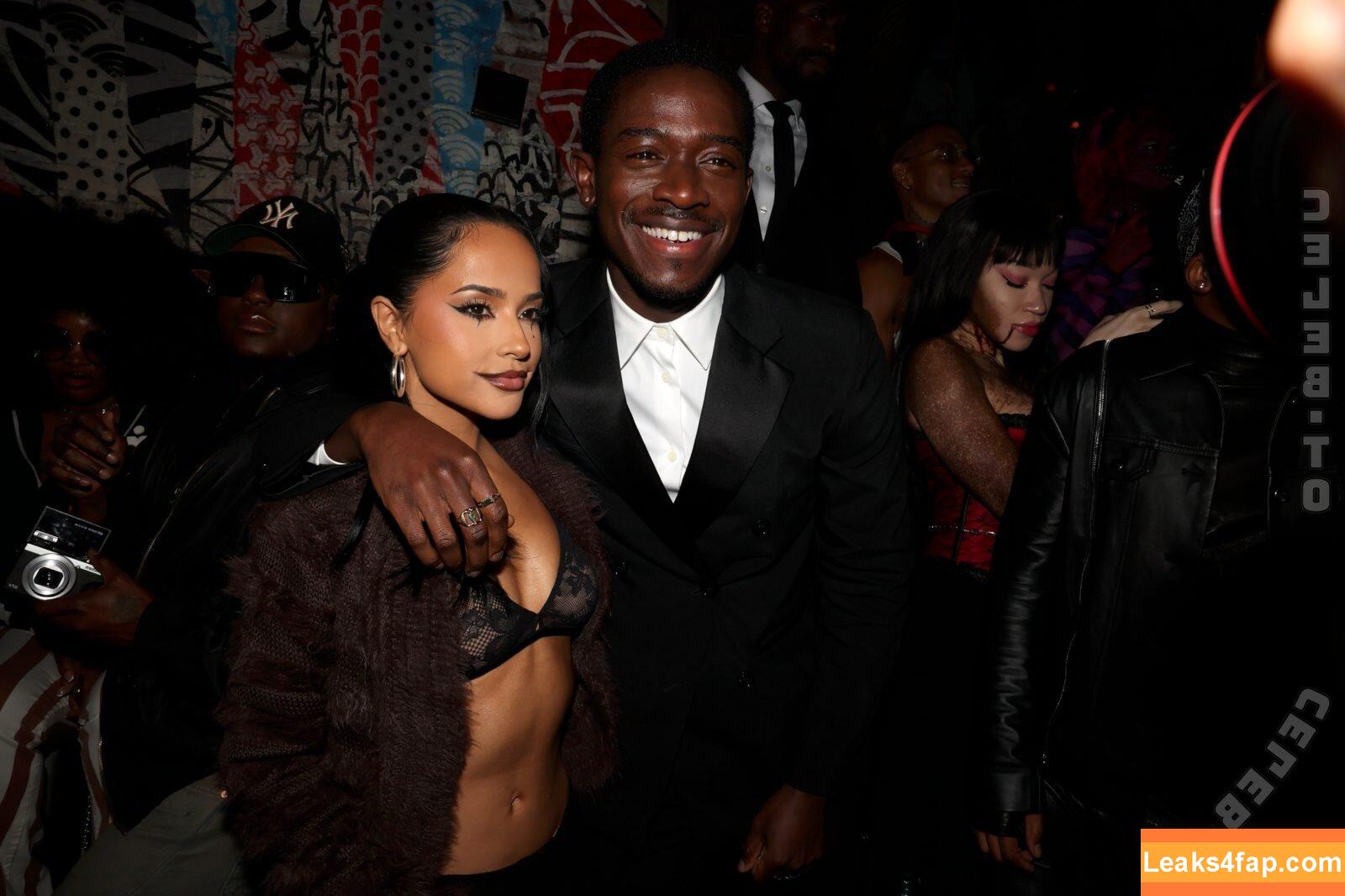 Becky G / Reggaeton singer / iambeckyg / missbeckyfeet слитое фото фото #1670