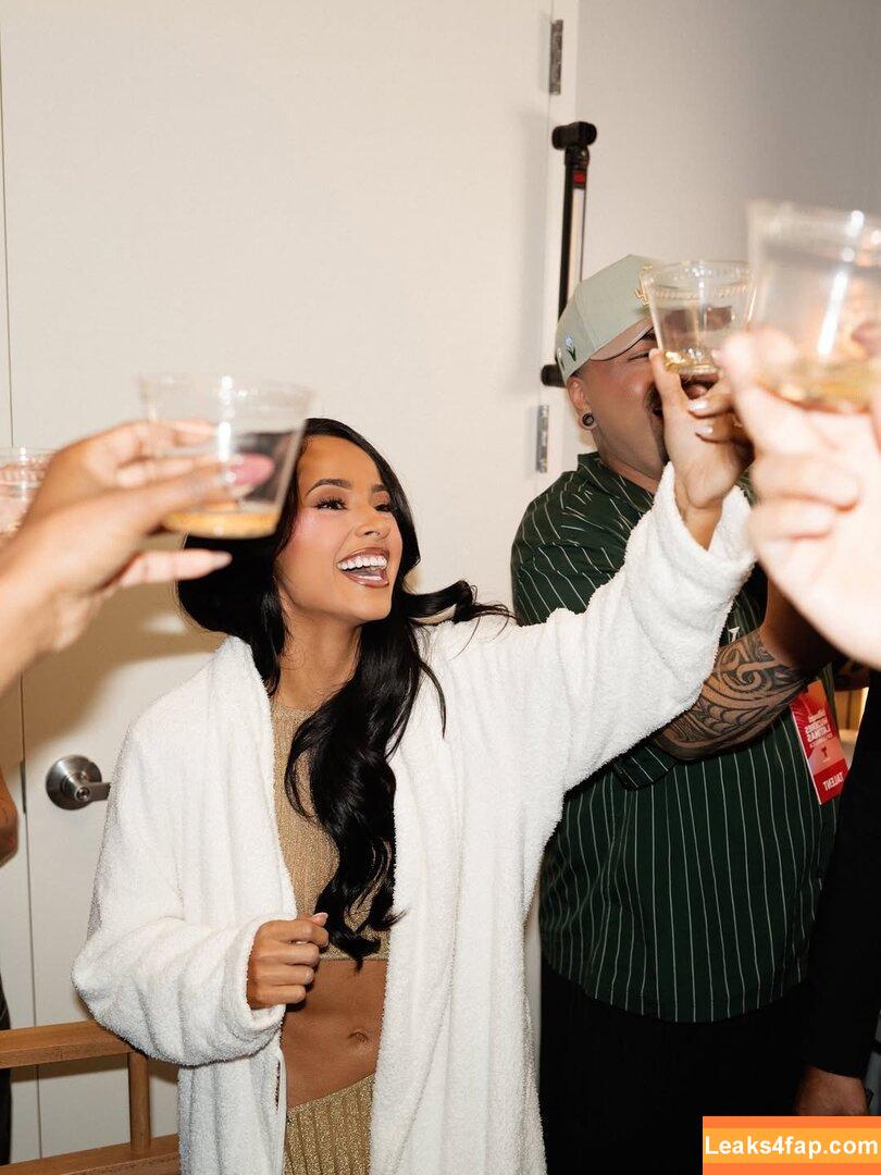 Becky G / Reggaeton singer / iambeckyg слитое фото фото #1741