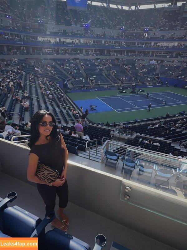 Becky G / Reggaeton singer / iambeckyg / missbeckyfeet leaked photo photo #1828