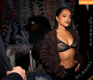 Becky G фото #1666