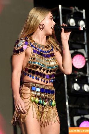 Becky Hill photo #0052