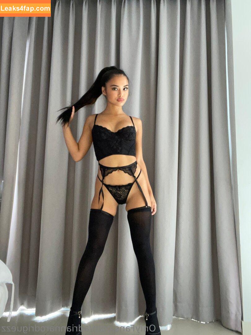 beckyneumann / adribunnygirl / luxuriantbeauty / luxuslust leaked photo photo #0013
