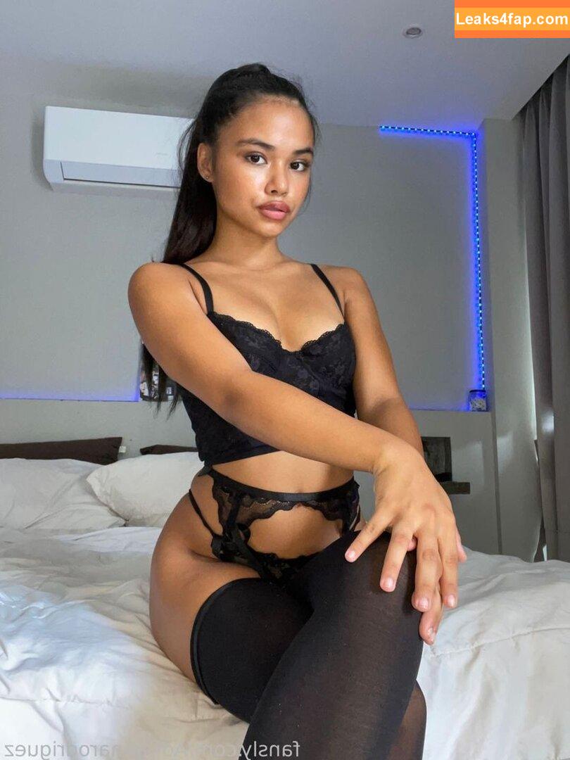 beckyneumann / adribunnygirl / luxuriantbeauty / luxuslust leaked photo photo #0024