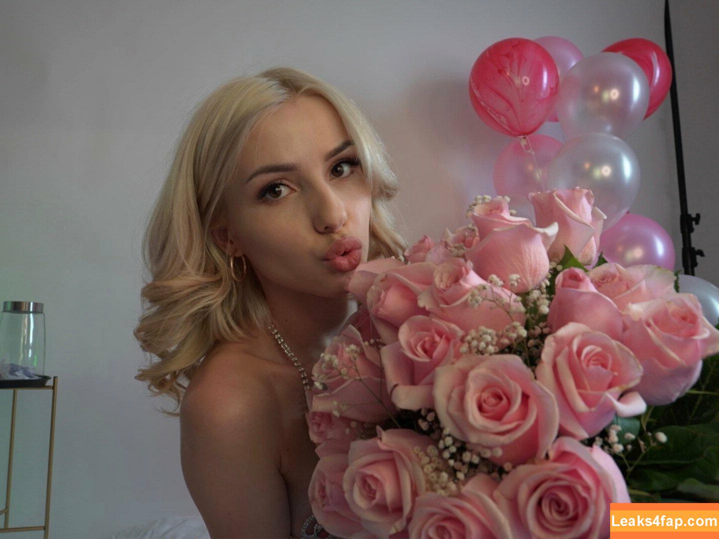 Bee.elina / Elibee / Elina / Elina_bee20 / elinabee leaked photo photo #0396