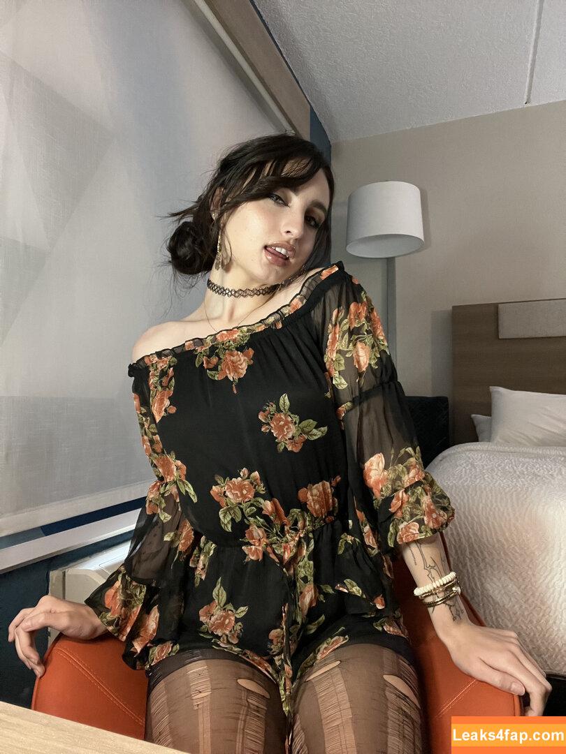 Beebee ASMR / beebeeasmr / beebeeasmr18 / weloveasmr leaked photo photo #0111