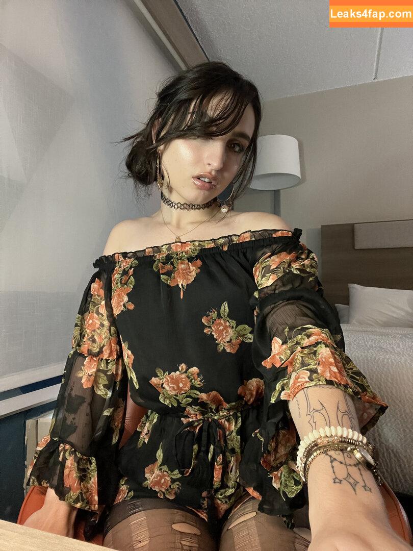 Beebee ASMR / beebeeasmr / beebeeasmr18 / weloveasmr leaked photo photo #0122