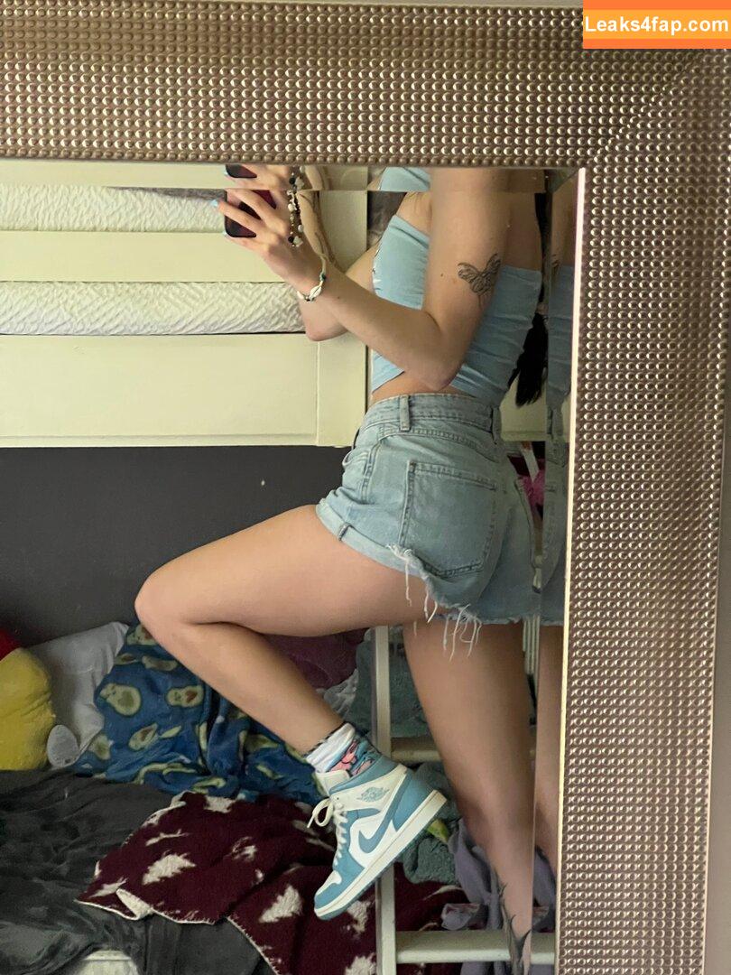 Beebee ASMR / beebeeasmr / beebeeasmr18 / weloveasmr leaked photo photo #0138