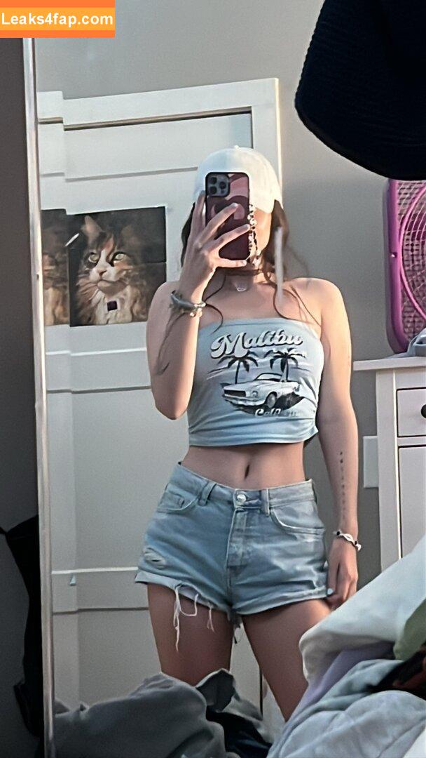 Beebee ASMR / beebeeasmr / beebeeasmr18 / weloveasmr leaked photo photo #0142