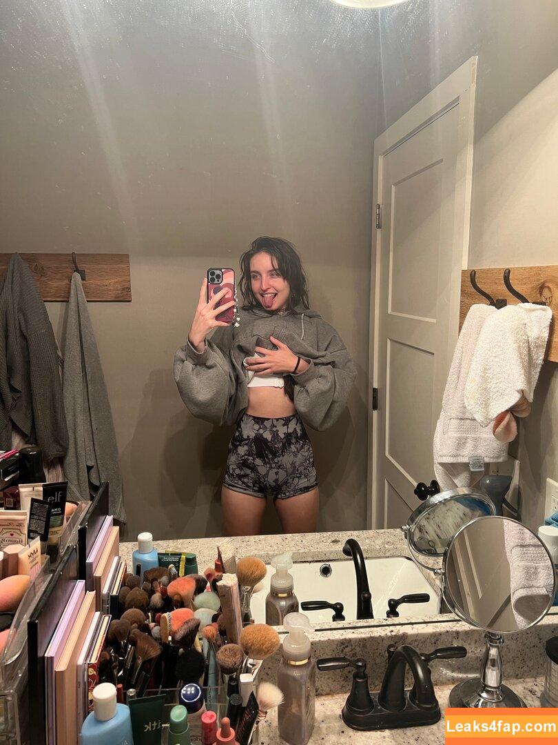 Beebee ASMR / beebeeasmr / beebeeasmr18 / weloveasmr leaked photo photo #0161
