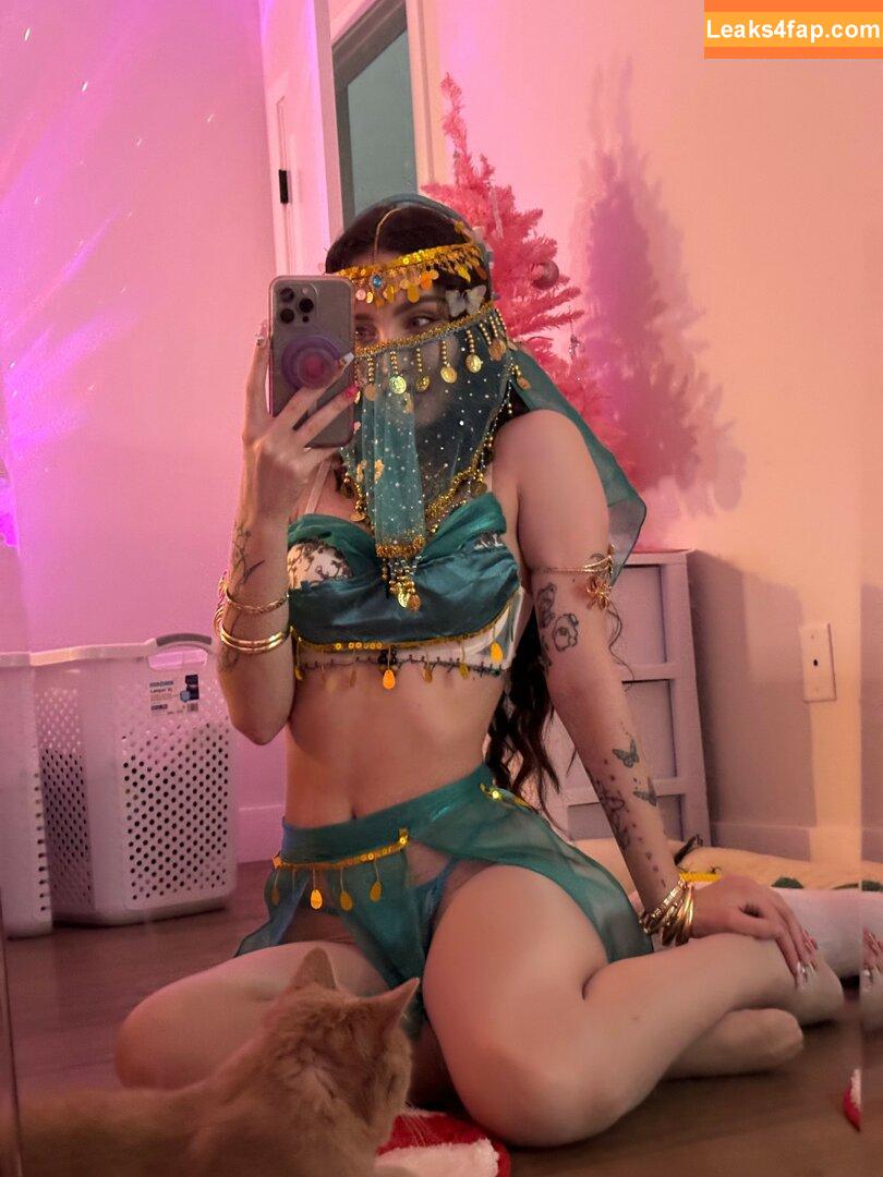Beebee ASMR / beebeeasmr / beebeeasmr18 / weloveasmr leaked photo photo #0549