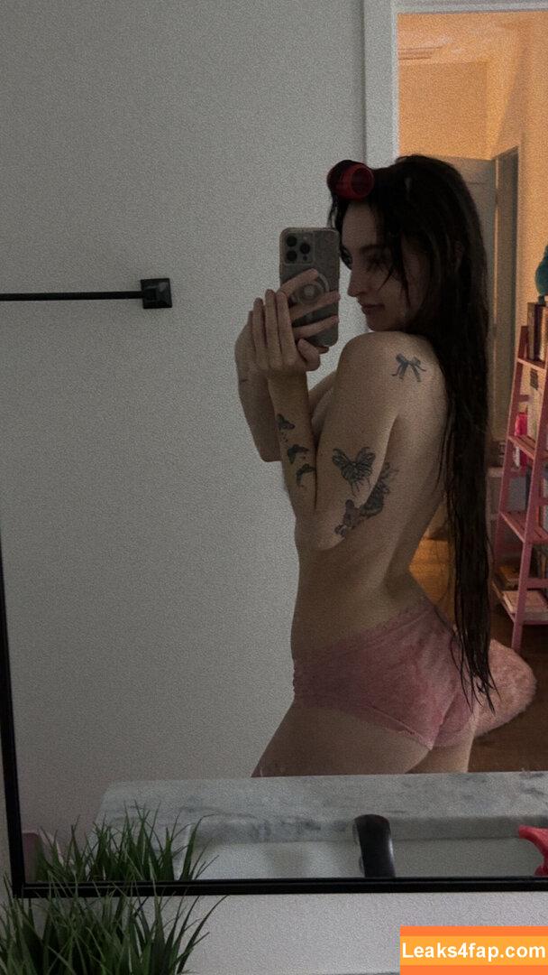 Beebee ASMR / beebeeasmr / beebeeasmr18 / weloveasmr leaked photo photo #0805