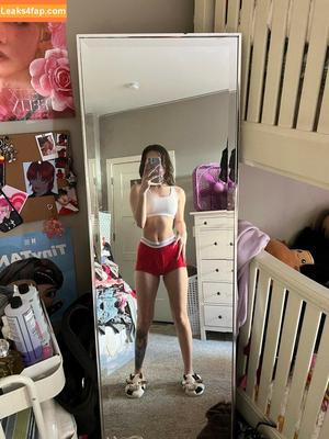 Beebee ASMR photo #0007