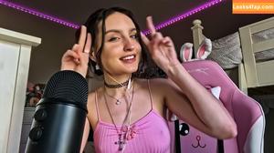 Beebee ASMR photo #0015