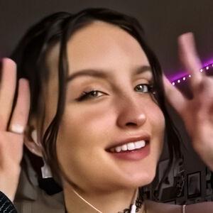 Beebee ASMR photo #0017