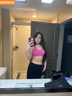 Beebee ASMR photo #0033