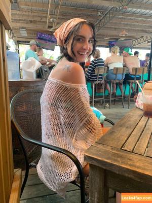 Beebee ASMR photo #0038