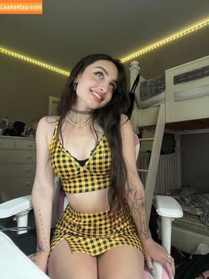 Beebee ASMR photo #0091