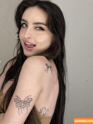 Beebee ASMR photo #0108