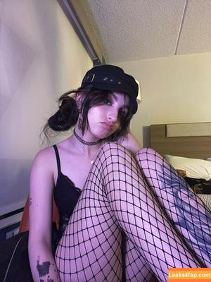 Beebee ASMR photo #0129