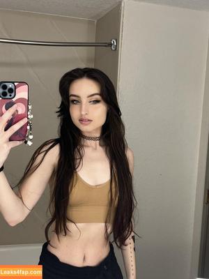 Beebee ASMR photo #0135