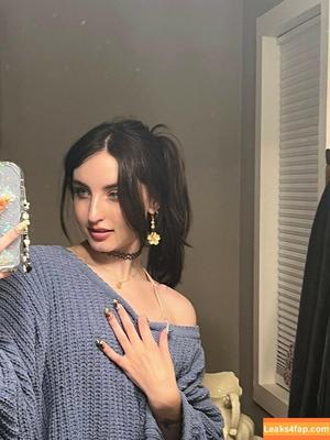 Beebee ASMR photo #0251