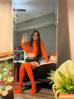 Beebee ASMR photo #0294