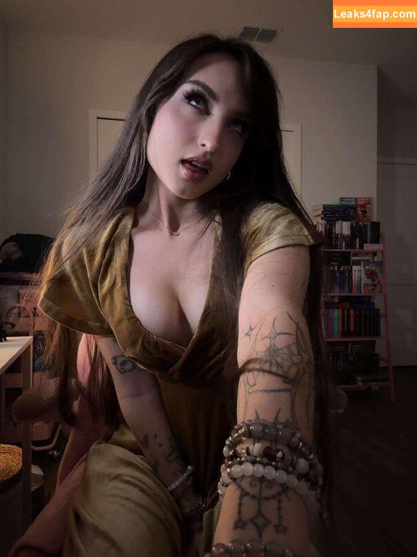 Beebee ASMR / beebeeasmr / beebeeasmr18 / weloveasmr leaked photo photo #1084