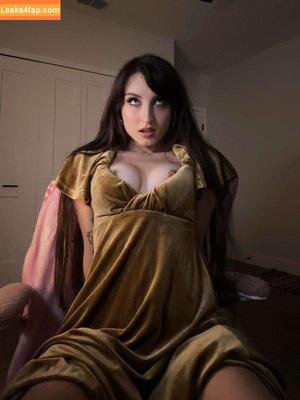Beebee ASMR photo #1079
