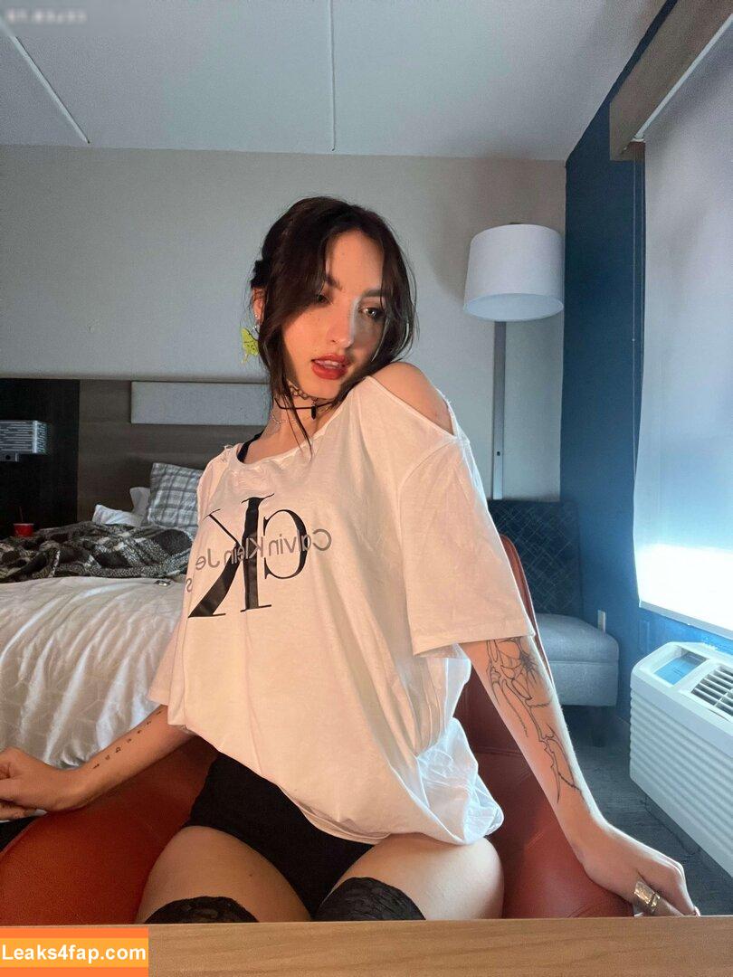 beebee / beebeeasmr leaked photo photo #0087