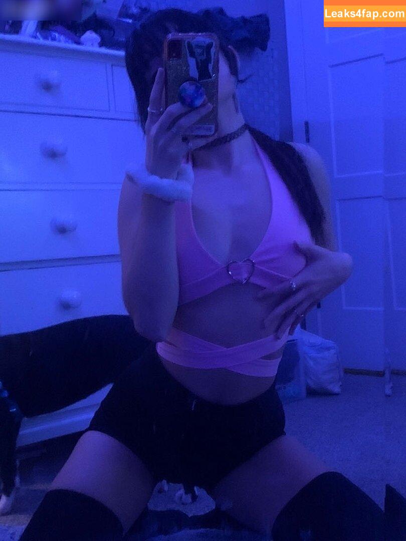 beebee / beebeeasmr leaked photo photo #0118