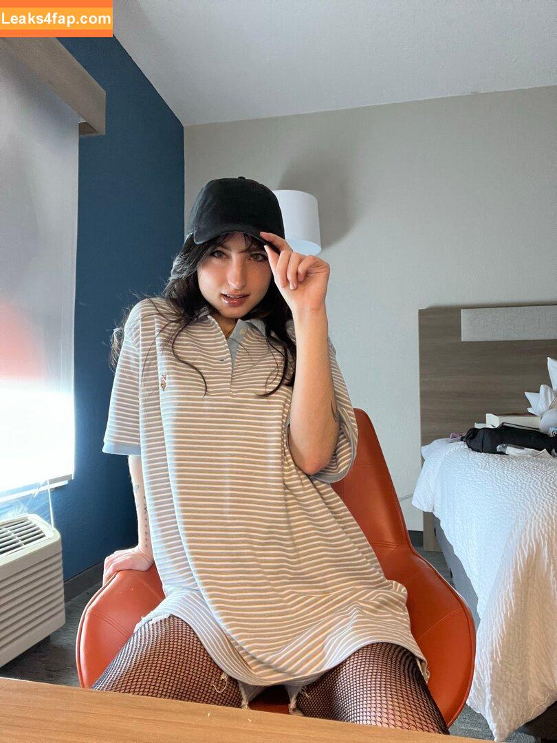 beebee / beebeeasmr leaked photo photo #0146