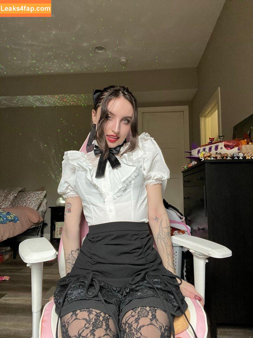 beebee / beebeeasmr leaked photo photo #0169