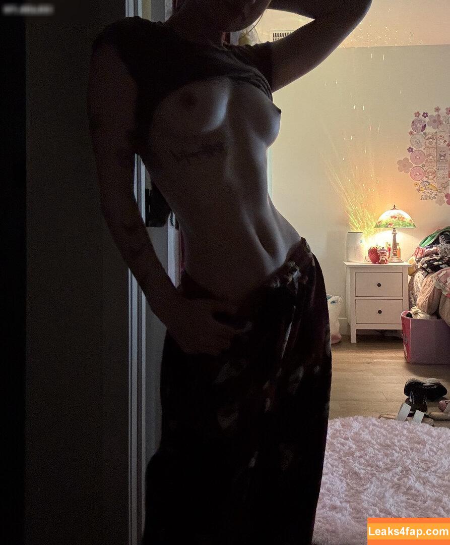 beebee / beebeeasmr leaked photo photo #0539