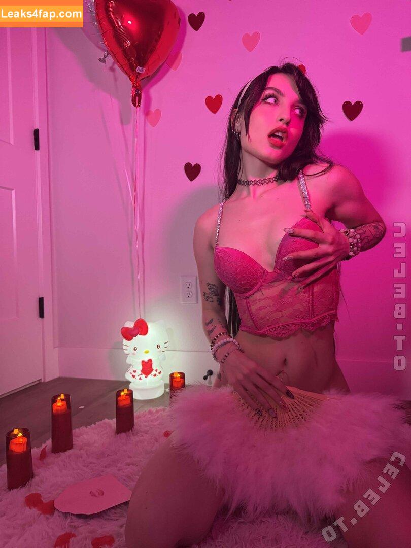 beebee / beebeeasmr leaked photo photo #0634