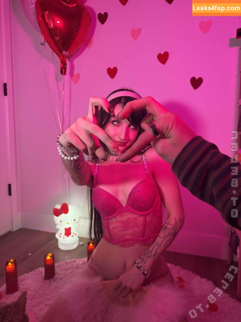 beebee / beebeeasmr leaked photo photo #0636