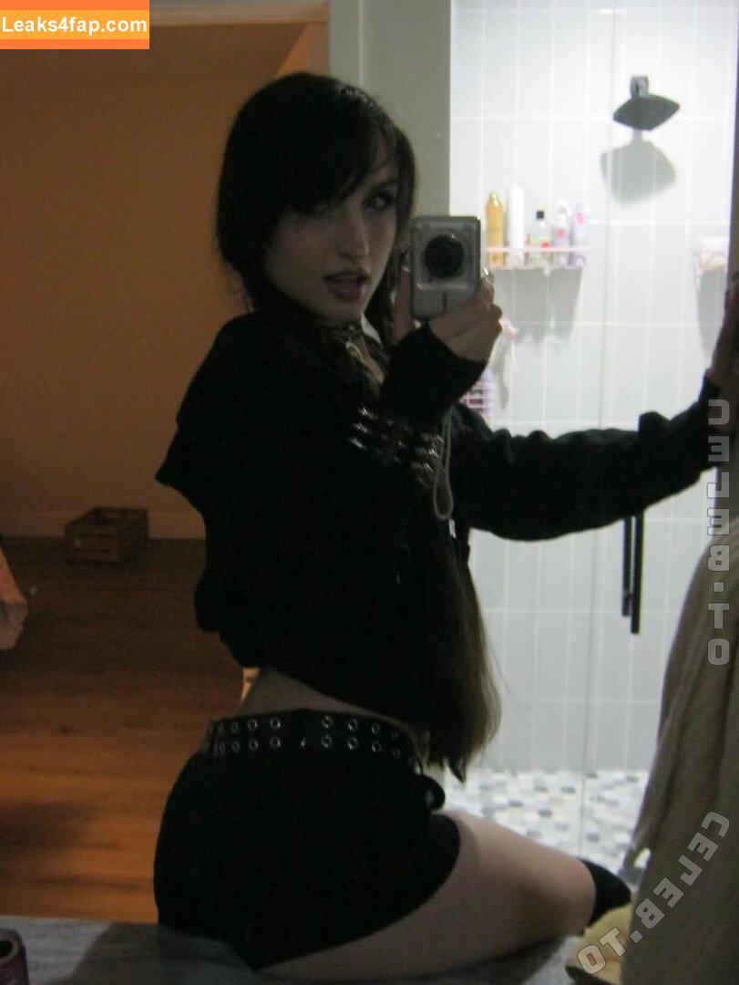 beebee / beebeeasmr leaked photo photo #0640