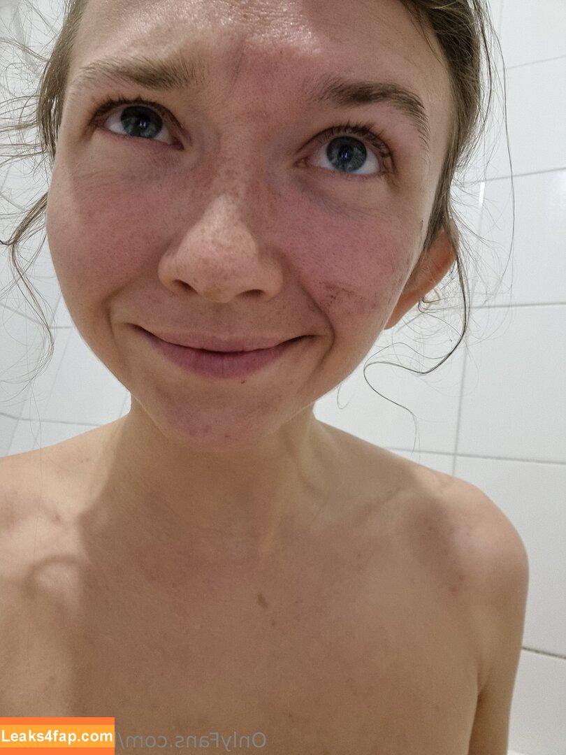 beeboo.girl / honey.beeboo / https: leaked photo photo #0195