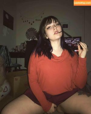 beelzebubsuwu photo #0007