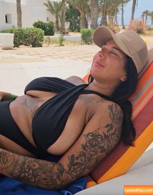 Belindabe photo #0022